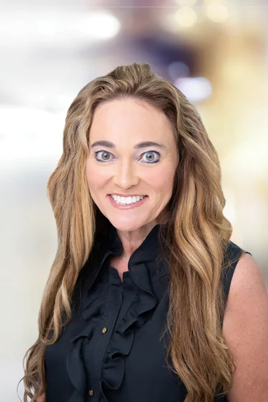 Portrait of Carrie Taulbee, REALTOR®.